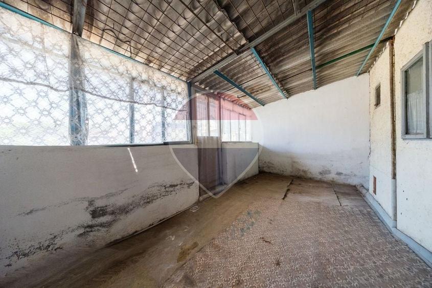 Casă cu 3 camere cu Teren 140 Mp în Bartolomeu