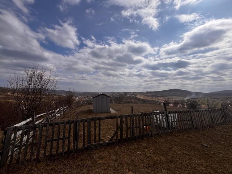 Teren Construcții extravilan de 3500 mp, în Nord-Vest
