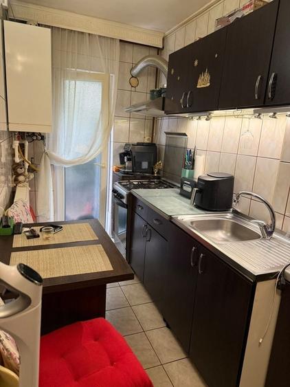 Apartament cu 2 camere semidecomandat în Obor