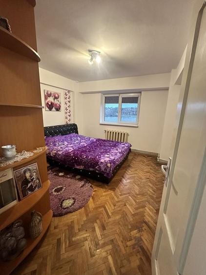 Apartament de vanzare - 1
