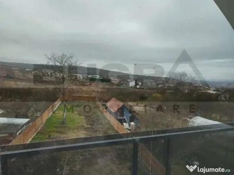 Casă cu 4 camere cu Teren 696 Mp în Dâmbul Rotund