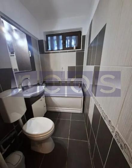 Apartament cu 3 camere semidecomandat în Timișoara