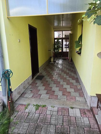 Casă cu Teren 479 Mp în Libertății
