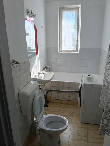 Apartament cu 2 camere semidecomandat în Fălticeni