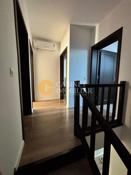 Duplex cu 4 camere cu Canalizare în Horpaz