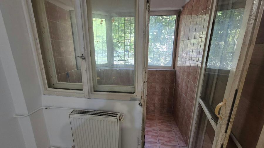 Garsonieră semidecomandată în Costin Georgian