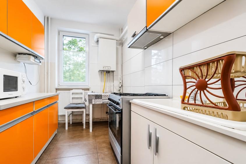Apartament cu 2 camere semidecomandat, mobilat în Gheorgheni