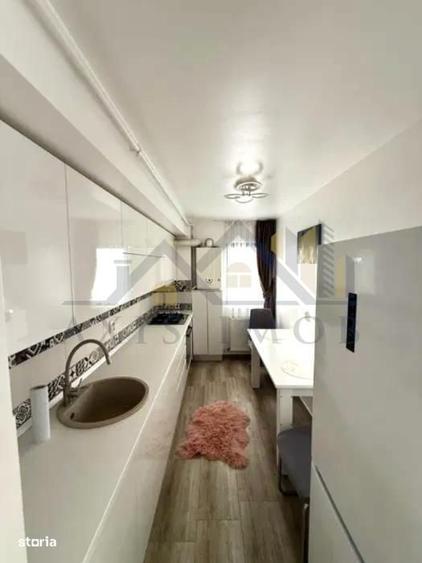 Apartament cu 2 camere decomandat în Lacu