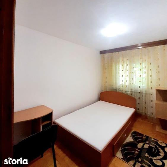 Apartament cu 3 camere decomandat în Păcurari