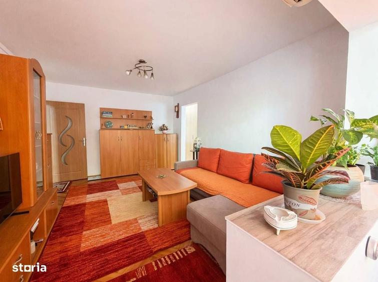 Apartament 2 camere de vanzare, etaj 1, centrala proprie - 3