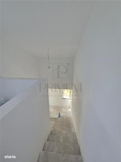 Casă cu 3 camere în Ghiroda