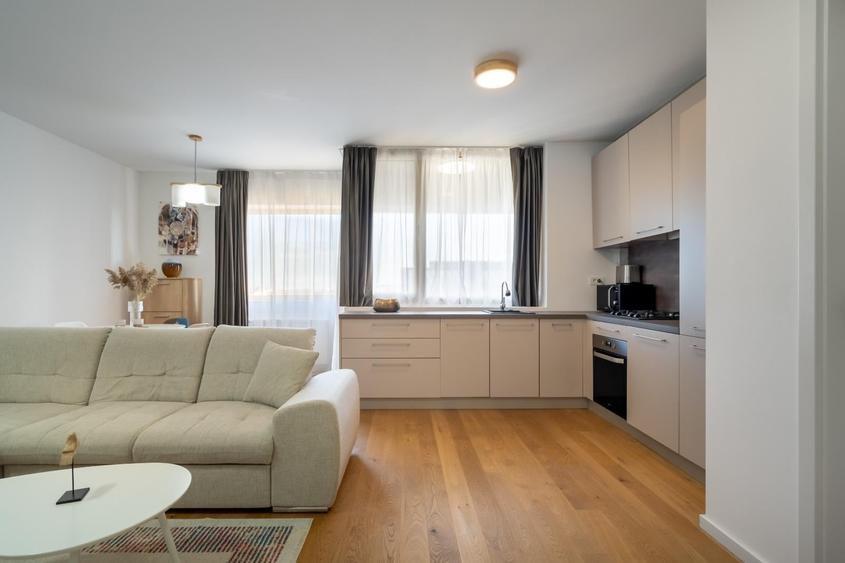 Apartament cu 2 camere semidecomandat, mobilat în Aviației
