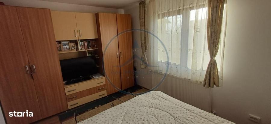 Casă cu 4 camere cu Teren 995 Mp în Unirea