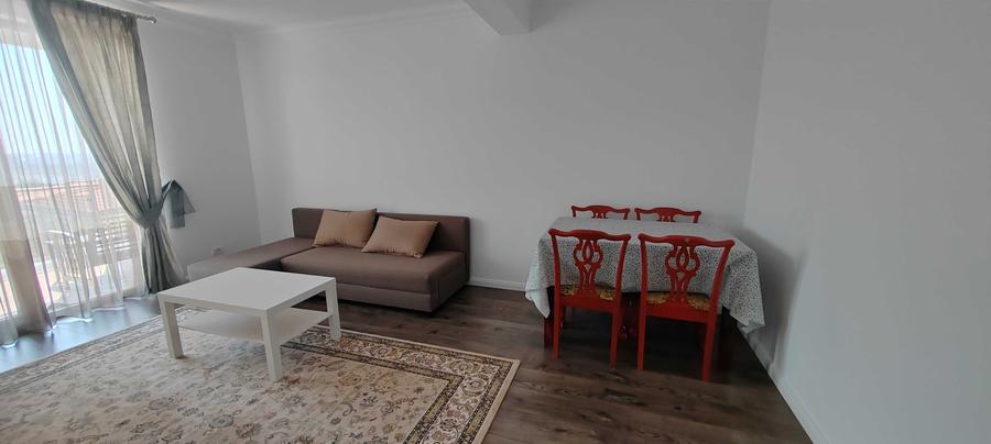 Apartament cu 3 camere decomandat în Valea Lupului