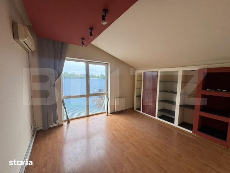 Spațiu comercial, de 270 mp, în Central