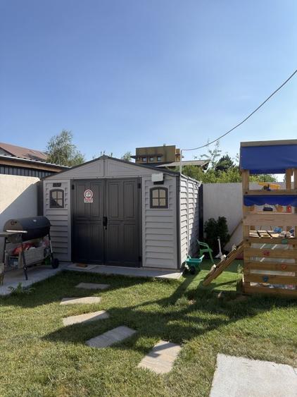 Casă cu 4 camere în Central