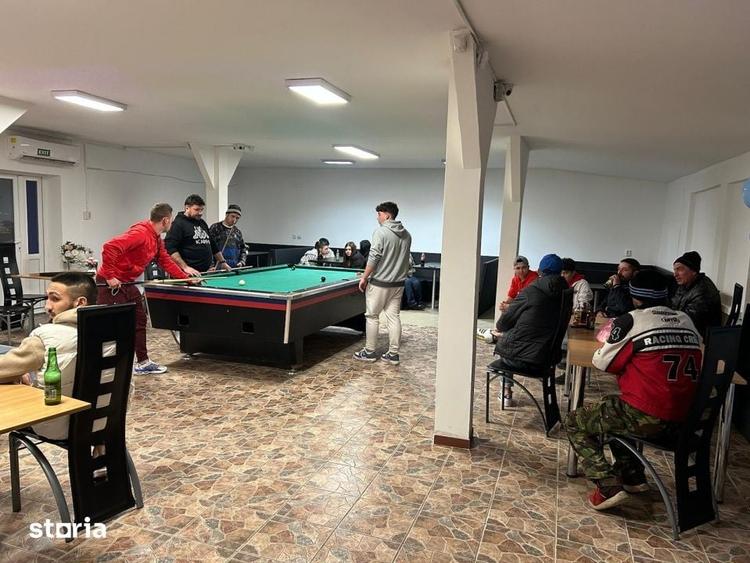 Casă cu 4 camere cu Teren 980 Mp în Pădureni