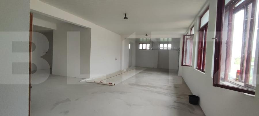 De vânzare – Clădire, spațiu comercial în com. Ungureni, jud. Botosani - 1