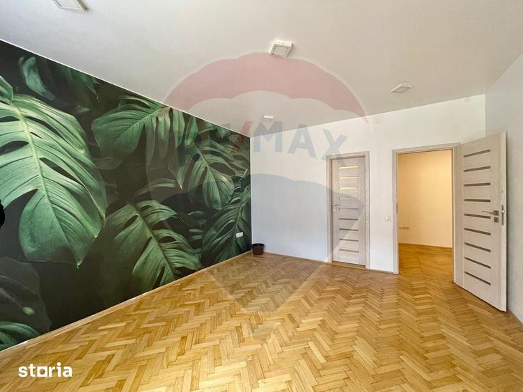 Spațiu comercial, de 82 mp, în Central
