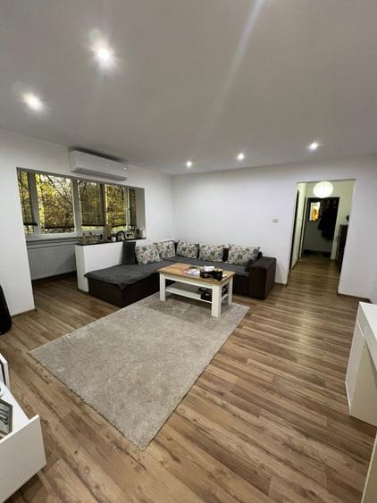 Apartament cu 3 camere semidecomandat, mobilat în Lipovei — fotografia 2