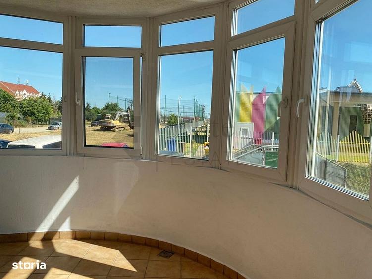 Apartament cu 3 camere decomandat în Nufărul