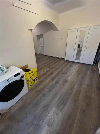 Apartament cu 3 camere decomandat, mobilat în Aeroport