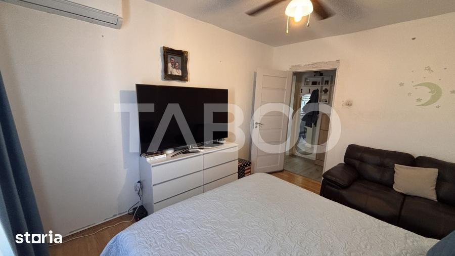 Apartament cu 2 camere decomandat în Vasile Aaron