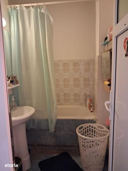 Apartament cu 2 camere semidecomandat în Micro 9