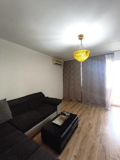 Apartament cu 2 camere decomandat în Vitan