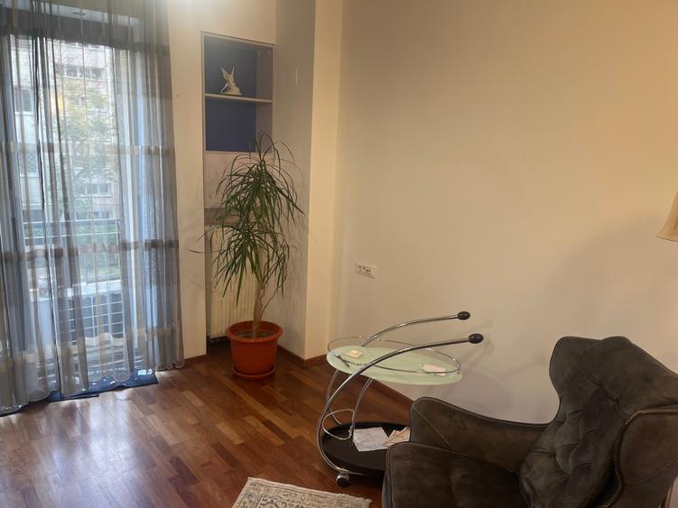 Apartament cu 4 camere, mobilat în Ștefan cel Mare