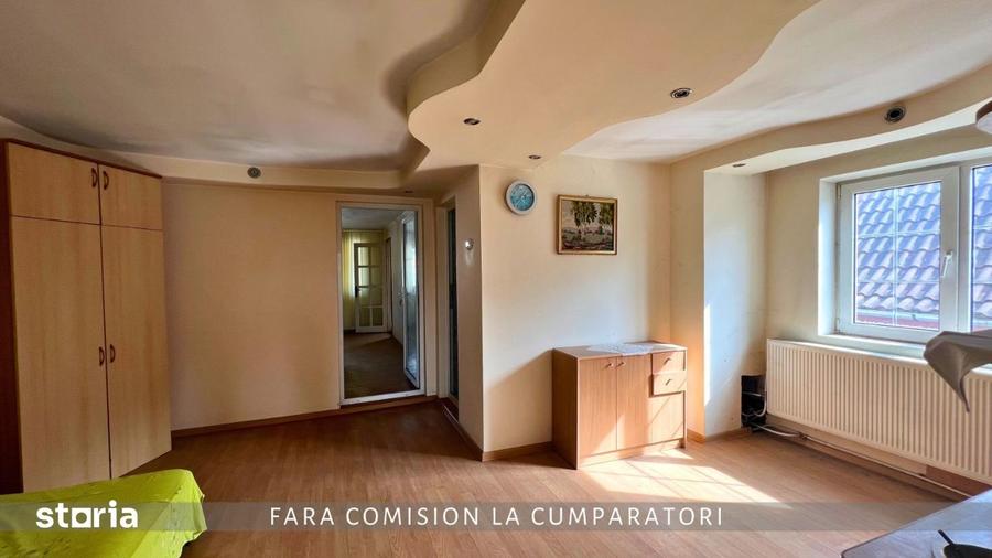 Casă cu 5 camere cu Teren 500 Mp în Goranu