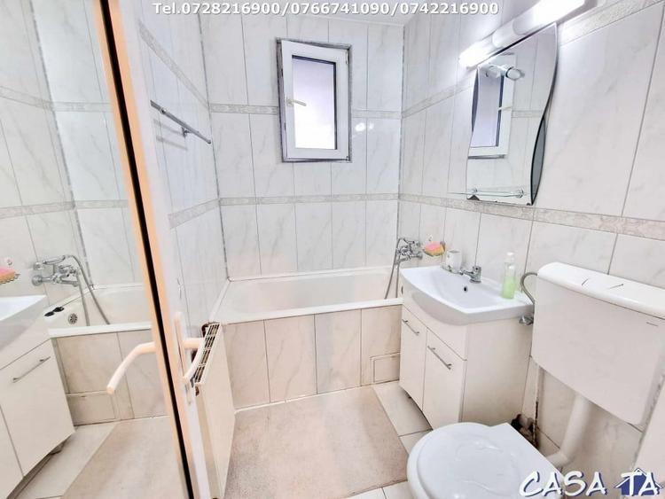 Apartament cu 2 camere semidecomandat, mobilat în 1 Mai