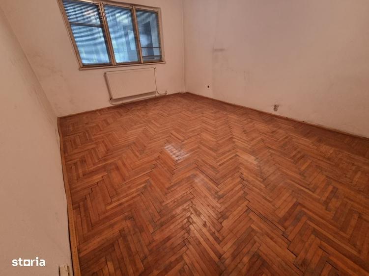 Apartament cu 3 camere decomandat în Ștefan cel Mare