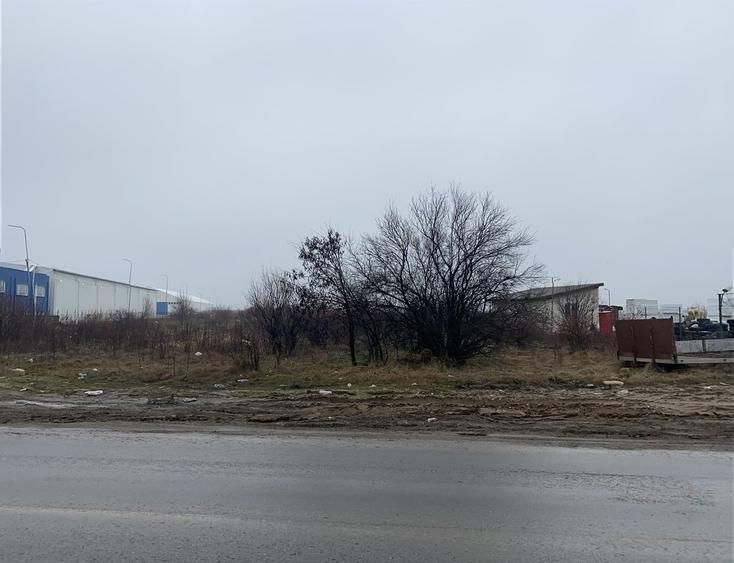 Teren de 20000 mp, în Central