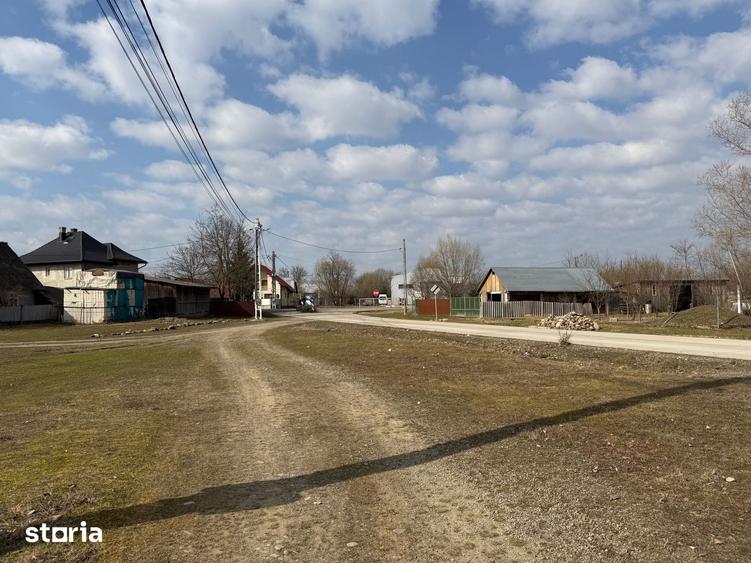 Teren de 3014 mp, în Frătăuții Vechi