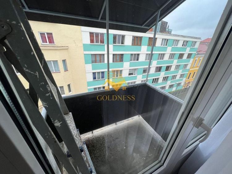 Apartament cu 2 camere decomandat, mobilat în Central