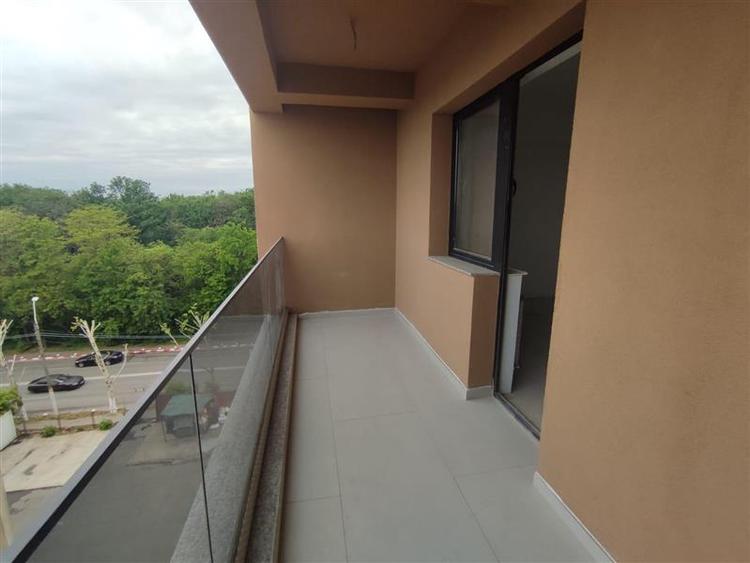 Apartament cu 2 camere semidecomandat în Vest