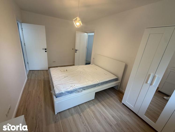 Apartament cu 3 camere semidecomandat, mobilat în Colentina