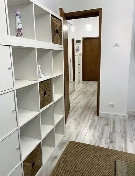 Garsonieră decomandată, mobilată în Unirii