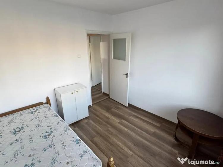 Apartament cu 3 camere decomandat în Militari