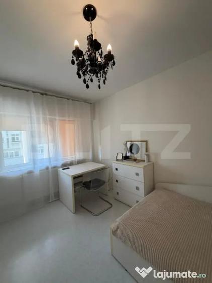 Apartament cu 4 camere decomandat în Ultracentral