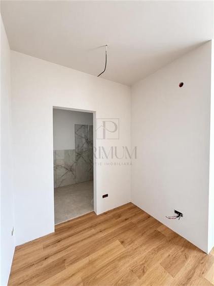 Duplex cu 4 camere cu Teren 306 Mp în Chișoda