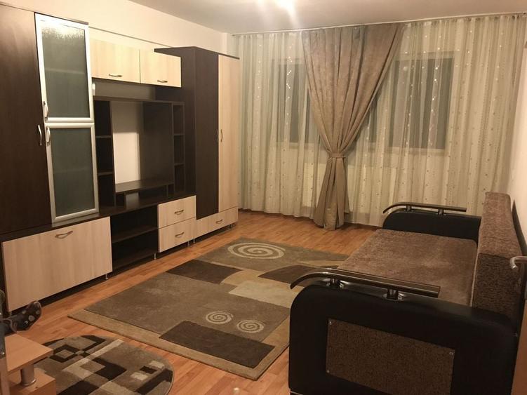 Garsonieră decomandată în Calea Turzii