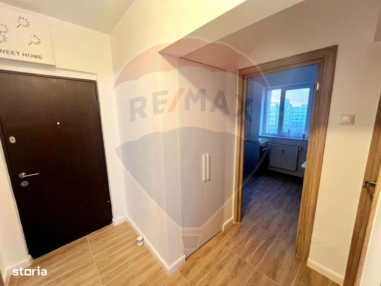 Apartament cu 2 camere decomandat în Titan — fotografia 1