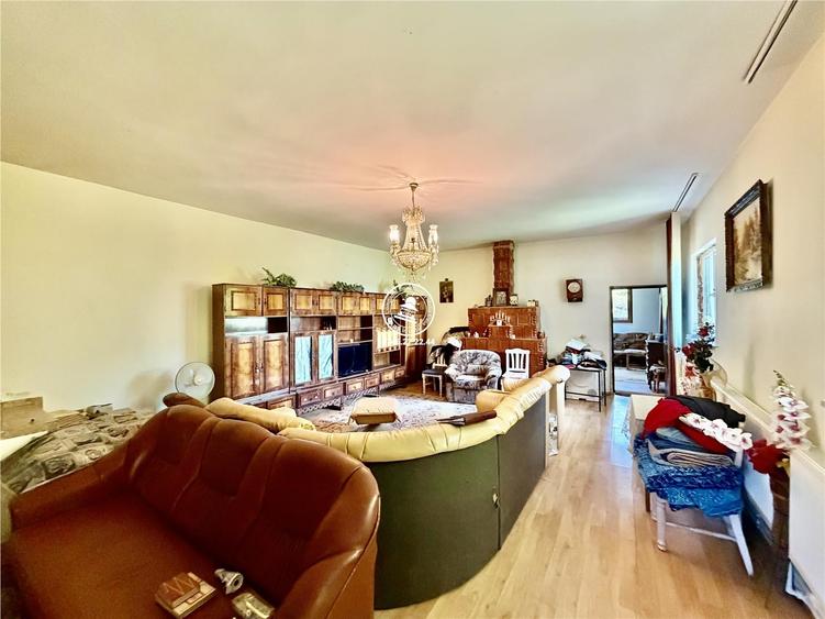 Casă cu 2 camere cu Teren 850 Mp în Vișani