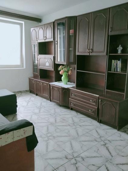 Apartament cu 3 camere decomandat în Sălăjan