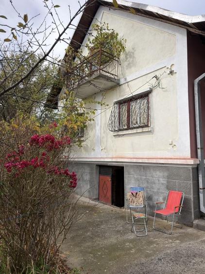 Casă cu 3 camere în Valea lui Enache
