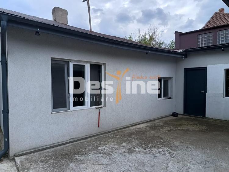 Casă individuală cu 3 camere cu Canalizare în Grivița