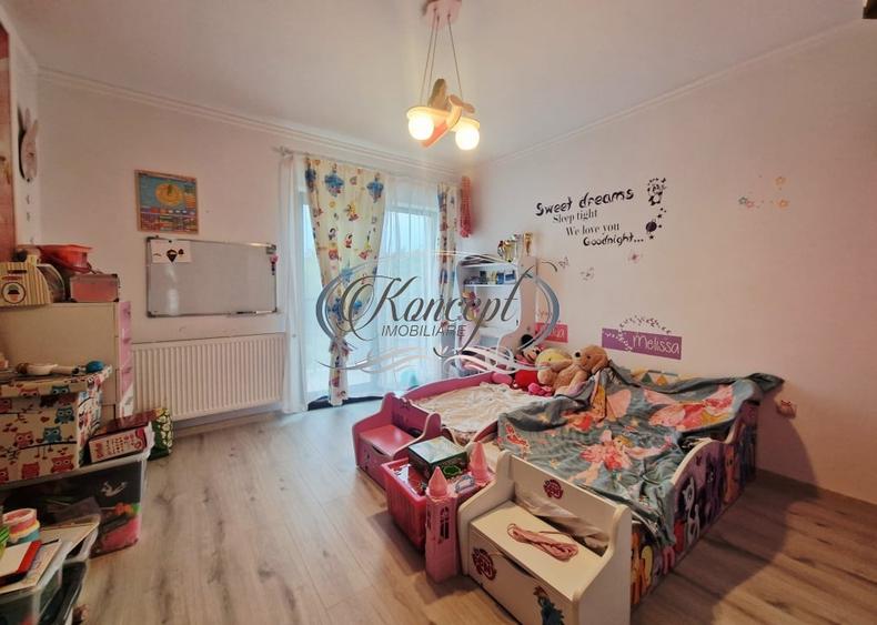 Duplex cu 4 camere cu Canalizare în Dâmbul Rotund