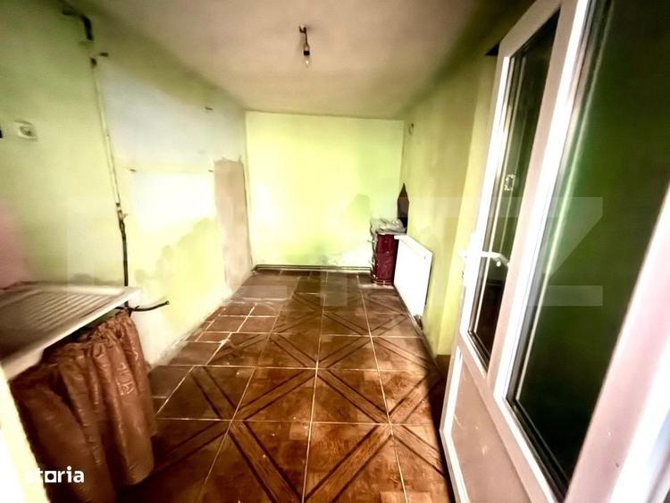 Casă cu 4 camere în Suseni